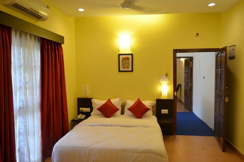 De Sai Palace Calangute Phòng bức ảnh